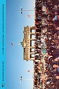 Buchcover "9.11.1989 - Der Fall der Mauer - Vom Ende einer unharmonischen Beziehung". Das Bild zeigt eine historische Szene vor dem Brandenburger Tor in Berlin. Es handelt sich um eine große Menschenmenge, die sich auf und vor der Berliner Mauer versammelt hat. Viele Personen stehen oder sitzen auf der bunt bemalten Mauer, andere stehen dicht gedrängt davor.