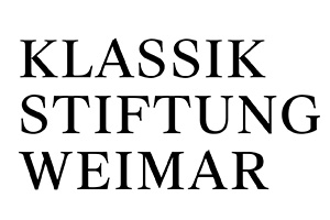 Der schwarze Text in Großbuchstaben auf weißem Hintergrund lautet "KLASSIK STIFTUNG WEIMAR" in einer Serifenschrift.